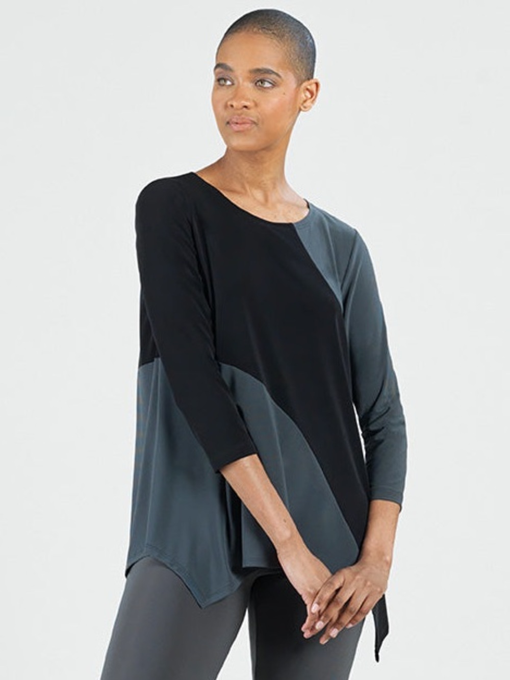 Clara Sun Woo Color Block Angle Flow Tunic Top Women’s Size L Fluid Knit Neutral